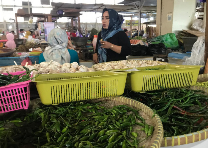 Harga Cabai Tembus Rp92 Ribu, Ini Respon Disperindagkop Batang 