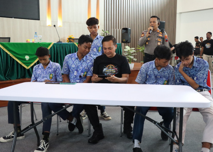 Ratusan Pelajar Geruduk Kampus UIN Kudus