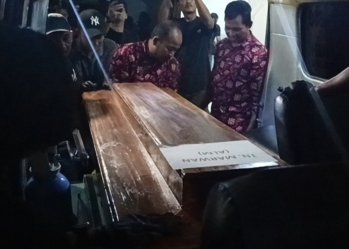 Jenazah Kru TV One Korban Kecelakaan Maut Tol Pemalang Dipulangkan ke Rumah Duka