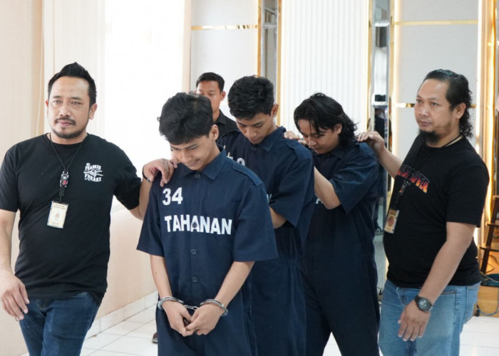 Tiga Anggota Gangster diamankan Petugas Polrestabes, diduga dapat dana dari situs judi online 