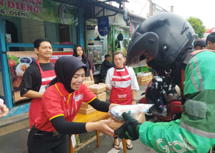 Buka Puasa Gratis Sepanjang Ramadan, Alfamart dan WINGS Group Gandeng Warteg UMKM di 36 Kota