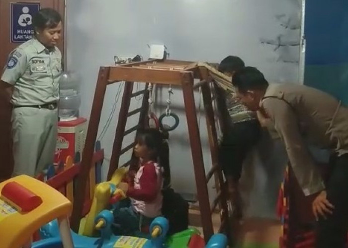 Operasi Lilin Candi, Polres Tegal Hadirkan Ruang Bermain di Pos Pam Yomani