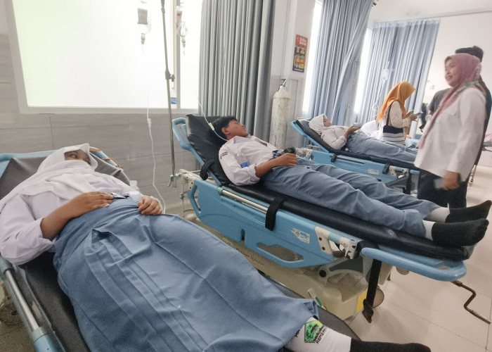 ​Kasus Keracunan MBG di Rembang Meledak, Keberadaan Ketua Satgas Dipertanyakan 