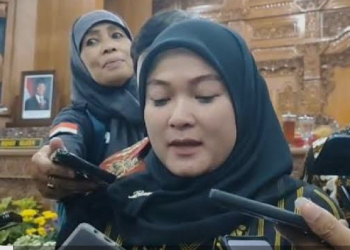 Sempat Kejar-kejaran dengan Wartawan, Wabup Klaten Linda Benny Pastikan Pemerintahan Tetap Berjalan