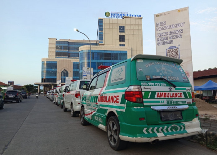 RS Sarkies Aisyiyah Kudus Diserbu Ratusan Ambulans dan Wartawan, Ternyata Ini Pemicunya