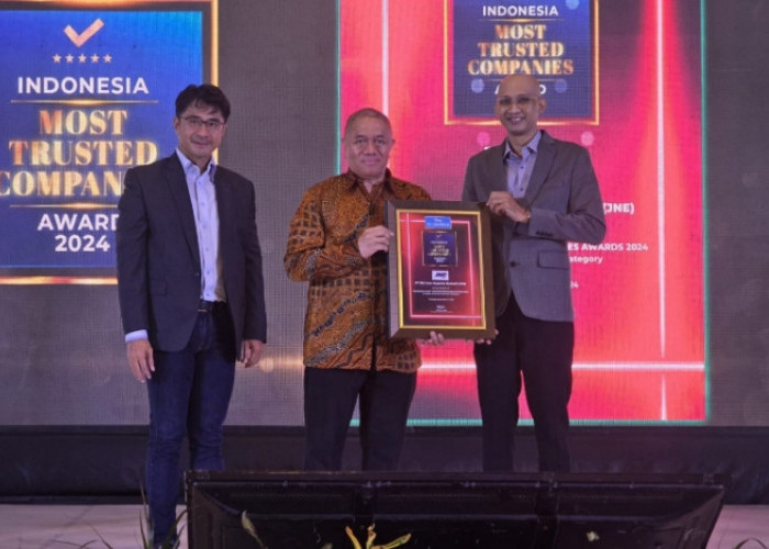 Konsisten Memberikan Layanan Prima, JNE Raih Indonesia Most Trusted Companies Award 2024