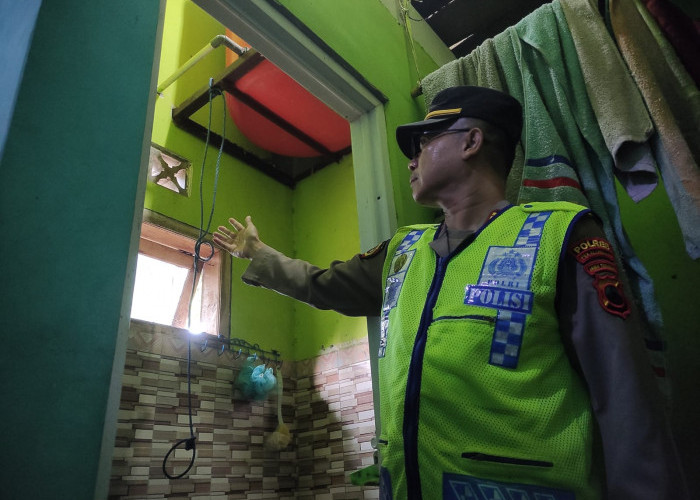 Pria Ditemukan Tewas Tergantung di Kamar Mandi di Kesesi Pekalongan, Sempat Bantu Istri Jualan Es