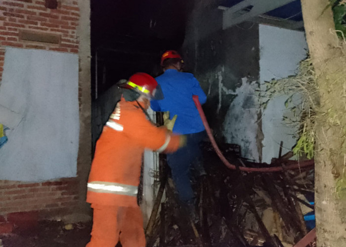 Rumah Warga Tegalandong Tegal Dilalap Api, Penyebabnya Sepele