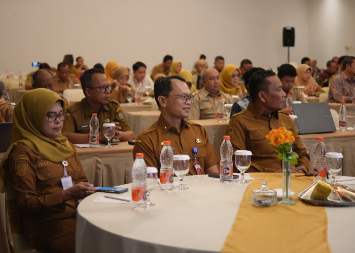 Warga Kecil Dikepung Rentenir, Pemkab Tegal Gelontorkan Kredit Berkah