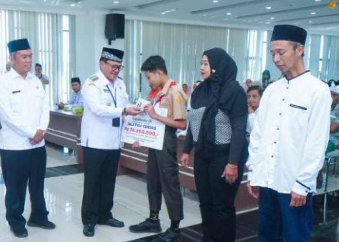 Jelang Hari Jadi Salatiga ke-1276, Mustahik Terima Kado dari BAZNAS Hingga Rp125 Juta