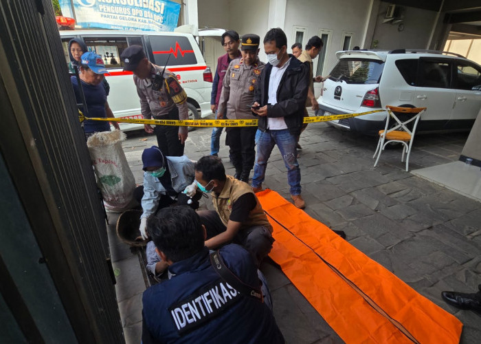 Perempuan Pencari Botol Bekas Meninggal di Depan Rumah Warga Batang