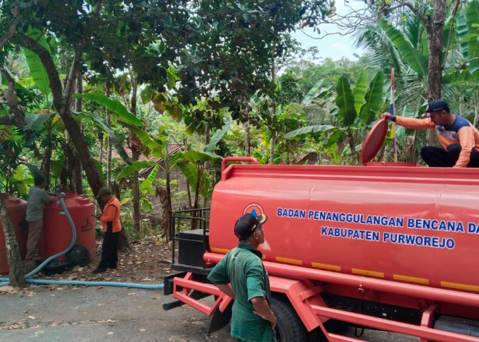 Warga Sidorejo Purworejo Mulai Kesulitan Air Bersih, BPBD Kirim 10 Ribu Liter