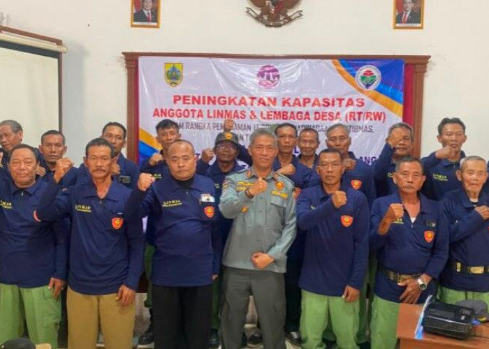 Siapkan Pengamanan Pilkades, Satpol PP dan Damkar Pemalang Gembleng Linmas Desa Wanamulya 