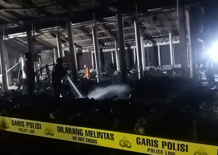 Pasar di Kecamatan Bayat Klaten Terbakar, Sejumlah Los Bagian Tengah Ludes 