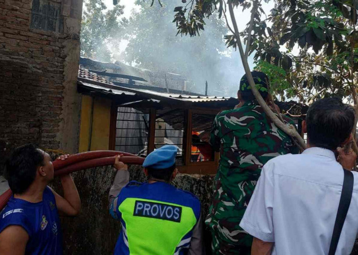 Kebakaran Dapur dan Gudang di Besito Kudus, Api Berasal dari Tungku Kayu Bakar