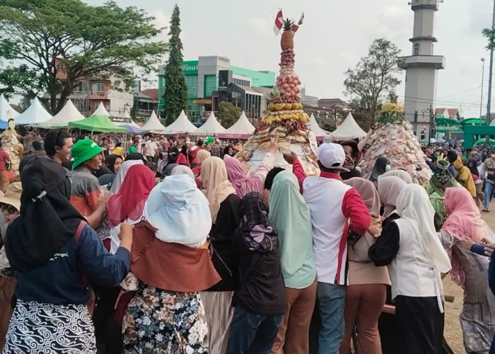 Tradisi Grebeg di Purworejo, 17 Gunungan UMKM Semarakkan Kutoarjo Local Pride Festival 2026
