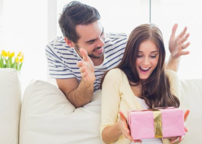 Inspirasi Hadiah Ulang Tahun Romantis untuk Pasangan Anda, Simpel dan Berkesan