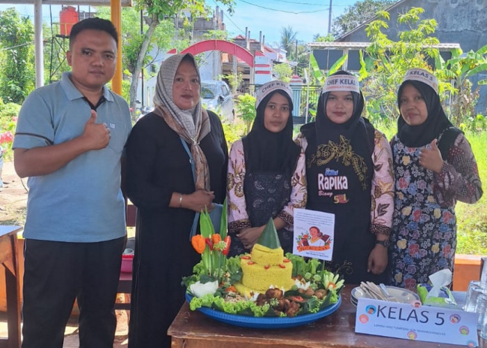 Wali Murid  Unjuk Kreativitas Peringati Hari Kartini