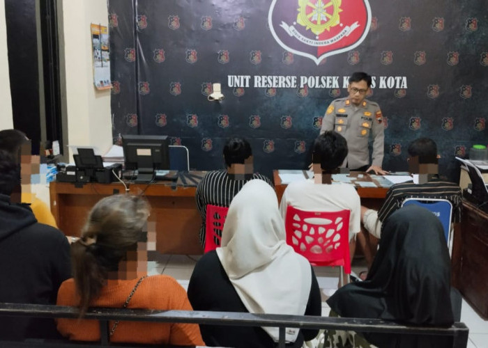 Berduaan di Kamar Kos, Tiga Pasangan Kumpul Kebo Digelandang ke Polsek Kudus Kota