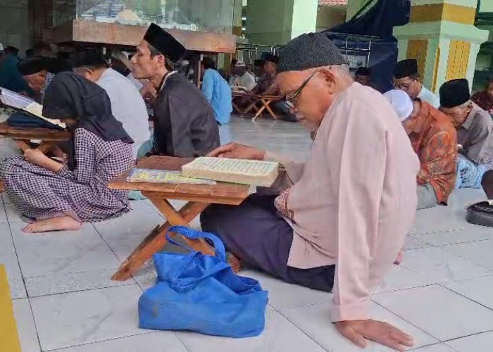 Semaan Alquran Ramadan di Masjid Agung Semarang, Tradisi Sejak 1970-an Terus Berlanjut Hingga Era Digital 