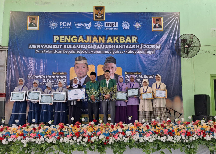 Siswa Musawerna Kabupaten Tegal Terima Penghargaan Juara OMBN