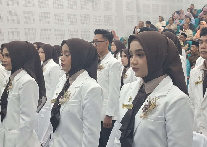 Baru Angkatan Kedua, Prodi Apoteker UMPP Diserbu Pendaftar dari Luar Jawa