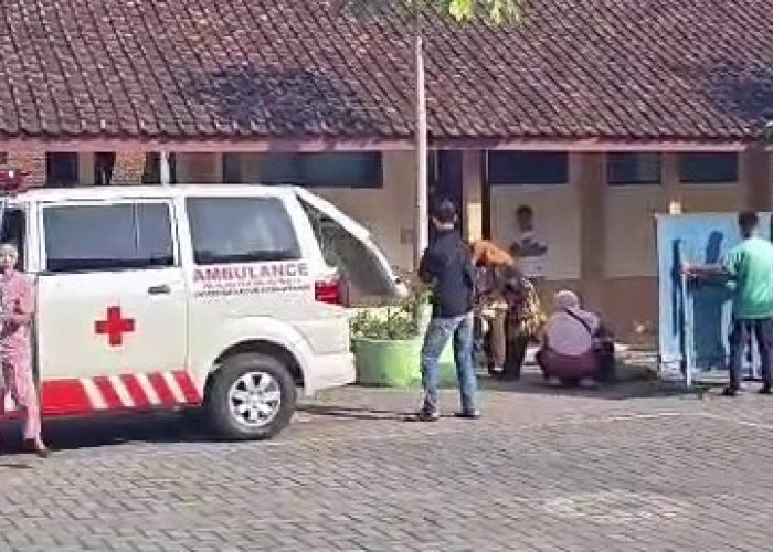 Perempuan Ditusuk Saat Ambil Rapor Anak di SDN 2 Kalipancur Semarang, Pelaku Diduga Suami Sendiri