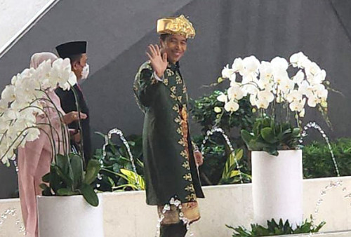 Hadiri Sidang Tahunan MPR, Presiden Jokowi Kenakan Pakaian Adat Bangka Belitung 