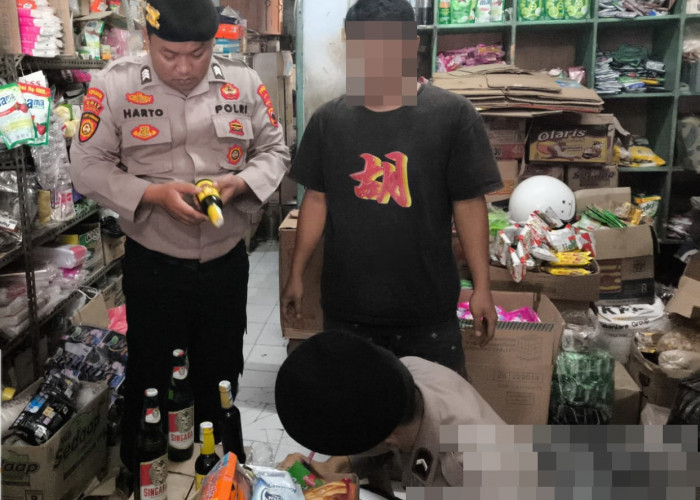 Samapta Polres Pekalongan Amankan Puluhan Botol Miras di Bulan Ramadhan