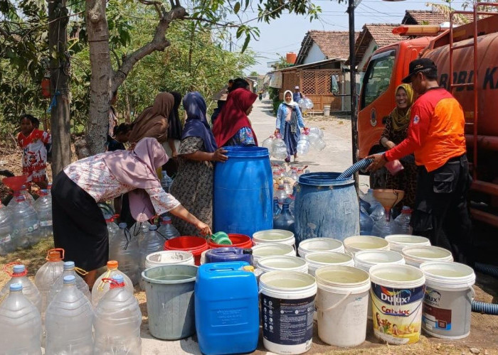 Kekeringan Kepung 51 Desa di Demak, 66 Ribu Warga Bergantung pada Bantuan Air Bersih