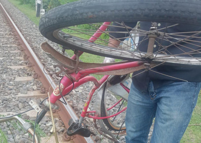 Perempuan Tak Dikenal Tewas Tertabrak KA Malioboro Express di Jebres Solo