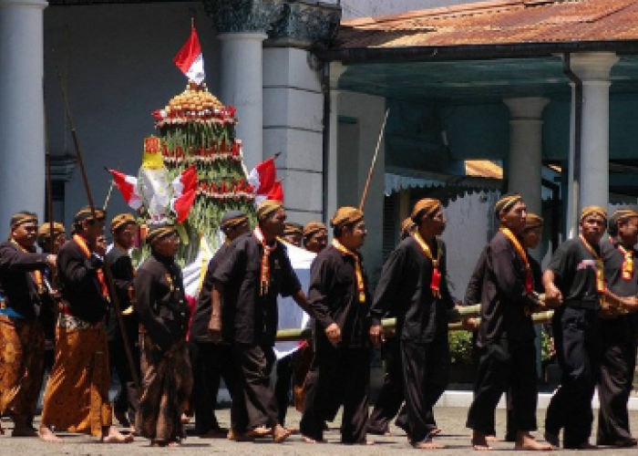 5 Kearifan Lokal Jawa Tengah yang Dikenal Wisatawan