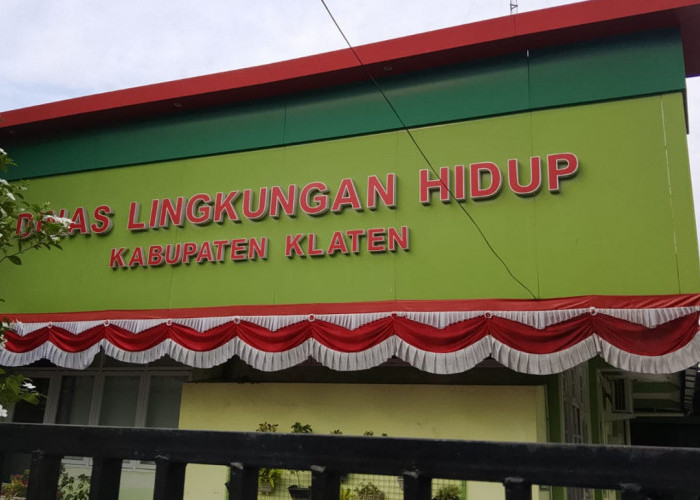 KPK Geledah Kantor DLH Klaten, Mobil Dinas Kepala Dinas Diperiksa