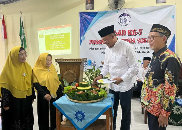 Masih Produktif di Usia Senja, Pemkab Tegal Dorong Pesantren Lansia Jadi Benteng Martabat