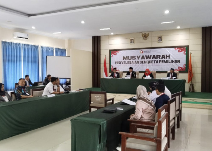 Sengeketa Pilkada Berujung Sidang di Bawaslu Kabupaten Tegal 