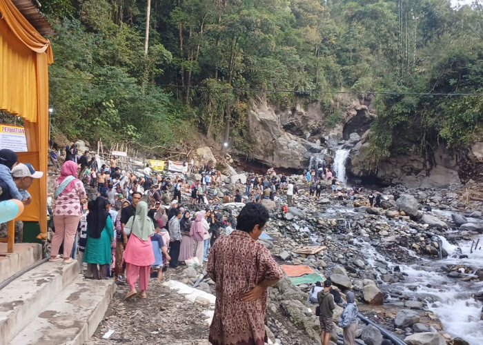 Guci Tegal Tetap Jadi Tujuan Favorit Libur Lebaran 