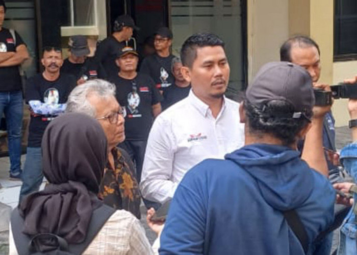 Alap-alap Jokowi Laporkan Roy Suryo Cs ke Polisi Terkait Dugaan Ijazah Palsu dan Penghasutan