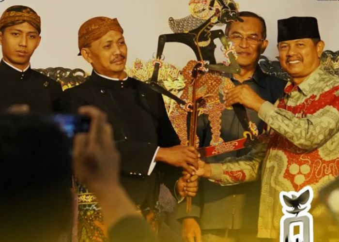 Pagelaran Wayang Kulit Sasar Pinggiran Kota Salatiga