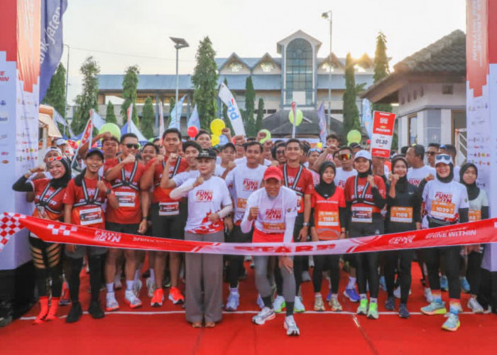 1.048 Pelari Meriahkan Kendal Berdikari Fun Run 2025, Sekda Jateng Minta Tahun Depan Angkat Wisata Pantai