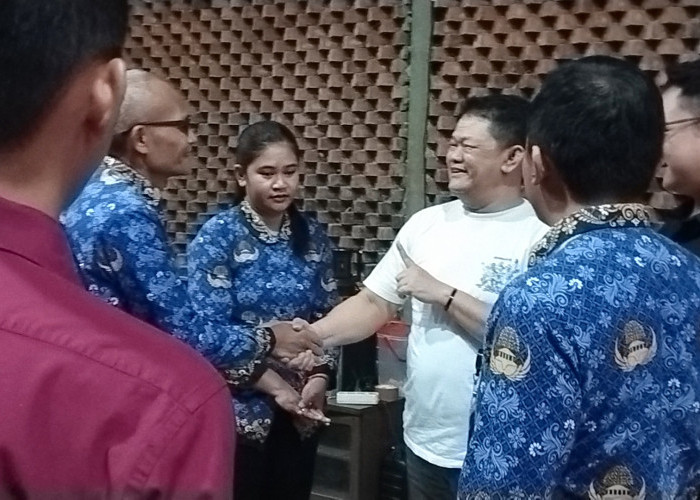 Sampaikan Permohonan Maaf,Management RS dr Soebarkat Salatiga Kawal Dita Temui Mantan Ketua DPRD Teddy Sulisty
