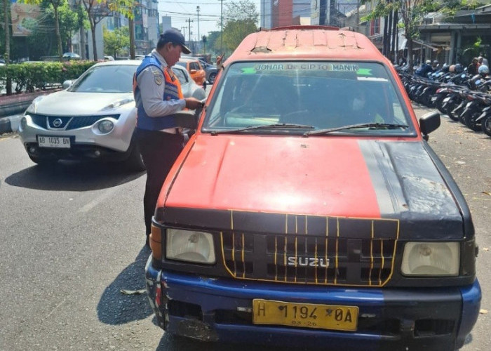 Dishub Semarang Temukan Angkot Tetap Beroperasi Meski KIR dan KPS Kedaluwarsa, Pengawasan Diperketat