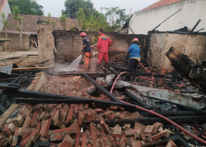 Lupa Matikan Kompor, Rumah Warga Tamansari Tegal Ludes Terbakar