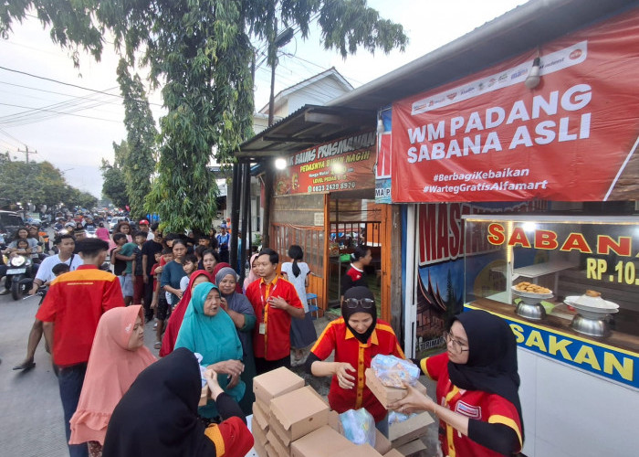 Cerita Ramadan Warung Mas Afdhal di Batang, 5 Menit Ludes Lewat Warteg Gratis Alfamart