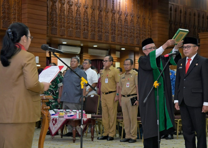 Handi Priyanto Resmi Dilantik Jadi Sekda Kota Semarang, Agustina: Raih Nilai Tertinggi Tanpa Intervensi