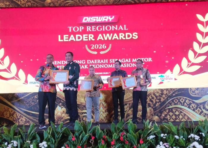 Dari Sawah Organik ke Panggung Nasional, Bupati Blora Sabet Disway Top Regional Leader Awards 2026 
