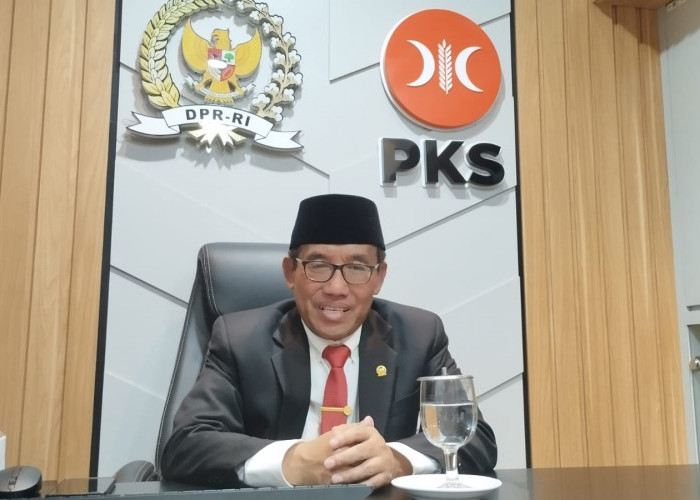 Mantan Wawali Salatiga Muh. Haris Resmi Dilantik DPR RI