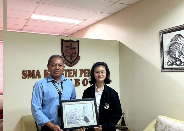 Vivia, Siswi SMAK Penabur Cirebon Juara Lomba Seni Proyeksi