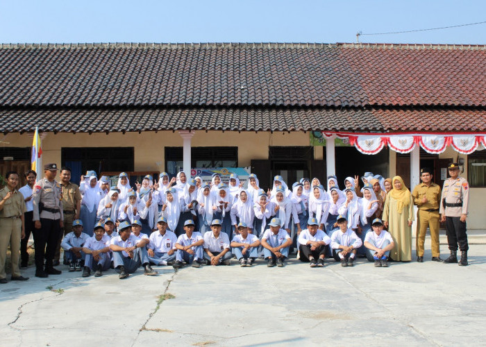 Siswa SMK Insan Mulia Kramat Kabupaten Tegal Dapat Sosialisasi Antiperundungan