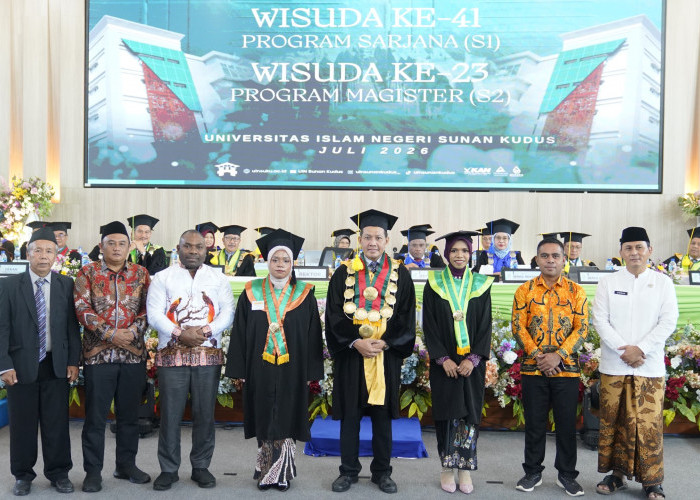 UIN Sunan Kudus Jadi Magnet Mahasiswa Papua Barat, Lulusan Kaimana Diwisuda dengan Beasiswa