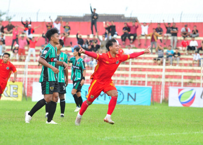 Pesta Gol!  Persibat Batang Bantai Bintang Timur Pekalongan 3-0